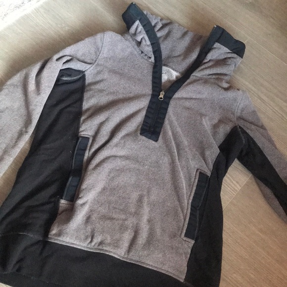 lululemon athletica Tops - Lululemon halfzip